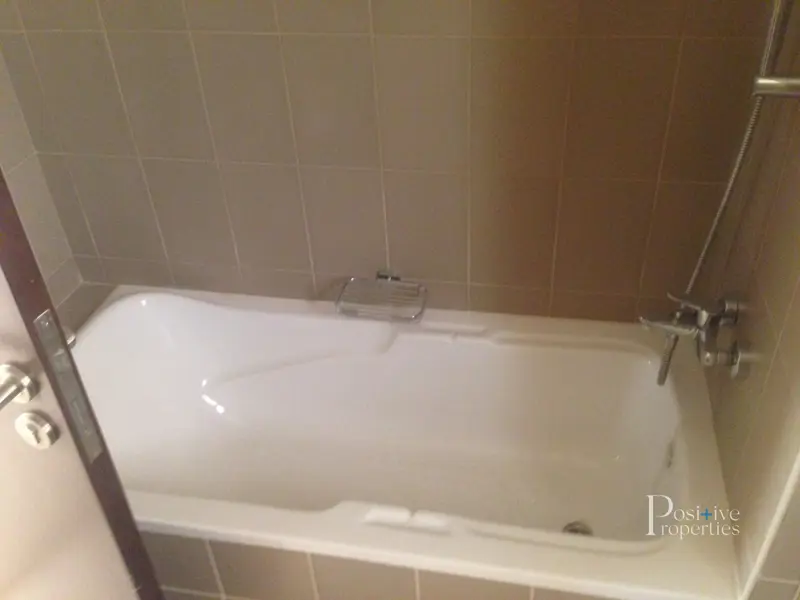 1-bed-close-kitchen-inner-circlevacant-on-transfer.webp