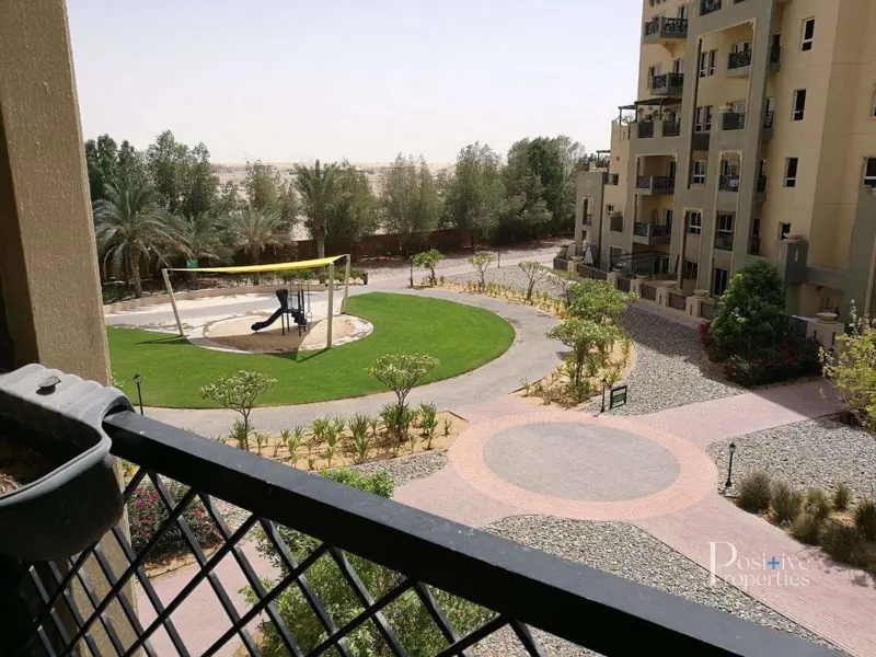 1-bed-closed-kitchen-2-balconies-terrace.webp