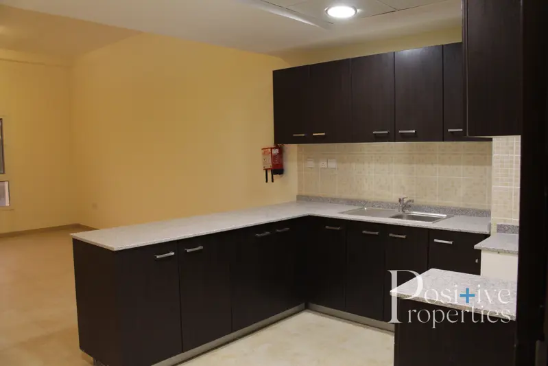 1-bedroom-open-kitchen-ready-to-move-1.webp