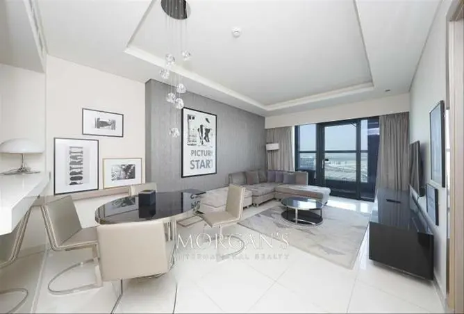 1-br-apartment-urban-view-bright-and-bold.webp