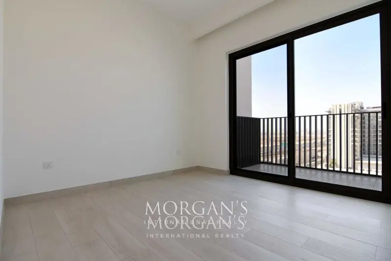 1-month-free-high-floor-bright-layout.webp
