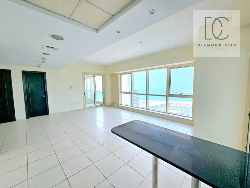 1600-sqft-amazing-sea-views-huge-terrace.webp