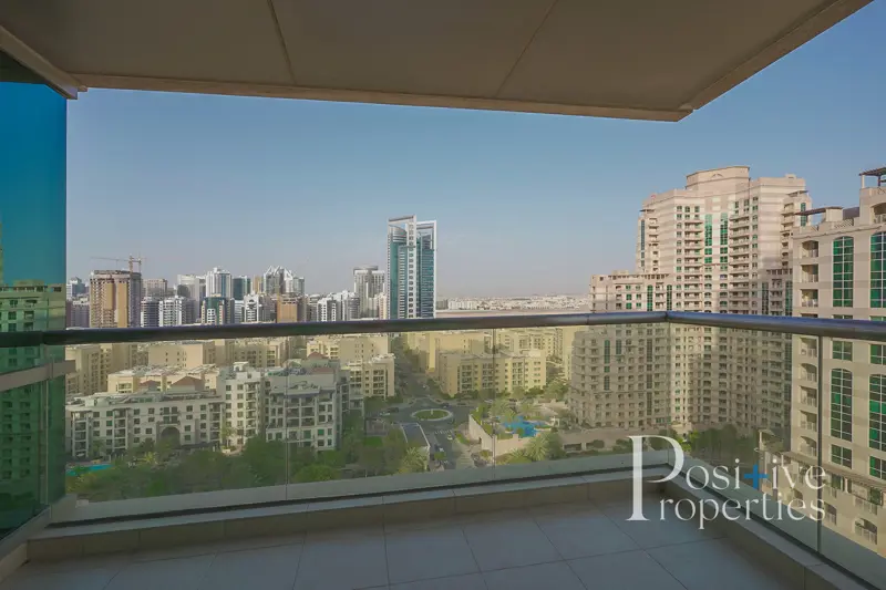 1bed-emirates-golf-view-chiller-free.webp