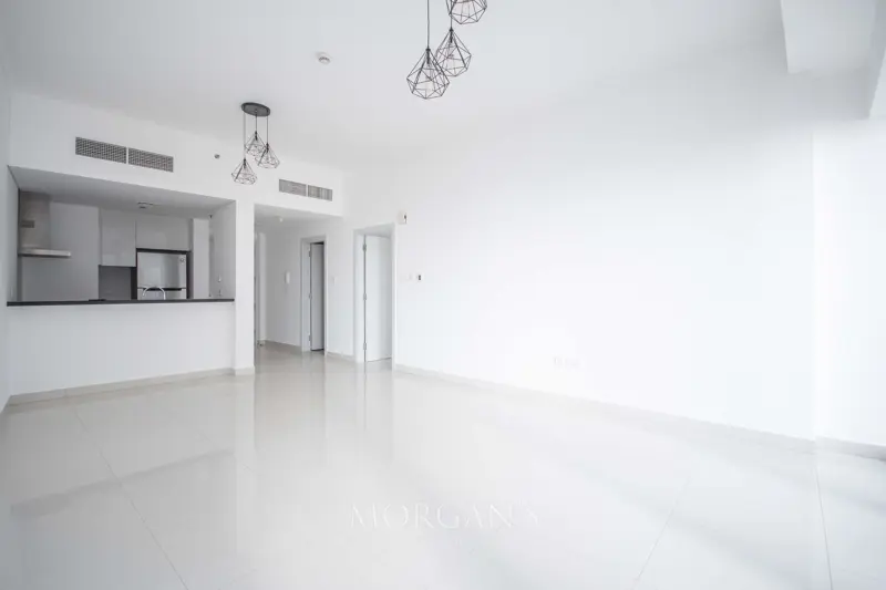 1br-marina-view-bright-spacious.webp