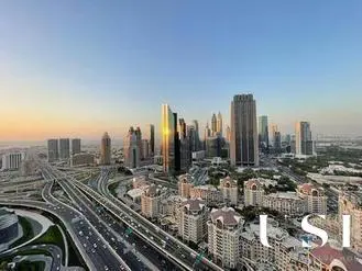 2-bed-large-layout-i-vacant-now-i-sea-views.webp