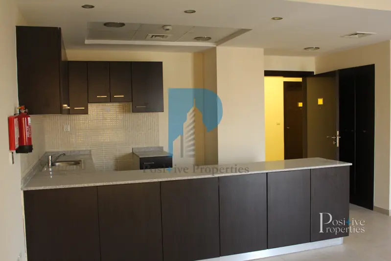 2-br-open-kitchen-ready-to-move-vacant.webp