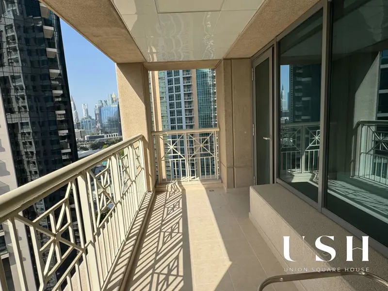 2br-fully-furnished-burj-and-fountain-view.webp