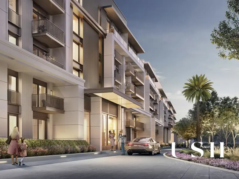 2br-low-floor-community-pool-view-1.webp