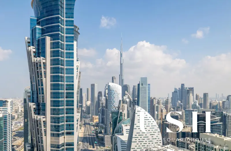 3-br-marble-upgrades-sea-and-skyline-view.webp
