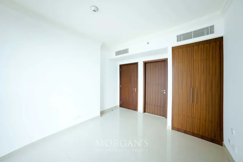 3-br-unit-high-floor-full-burj-view.webp
