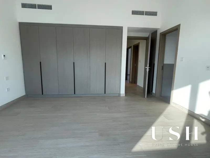 4-bed-type-b-landscaped-single-row-corner-unit.webp