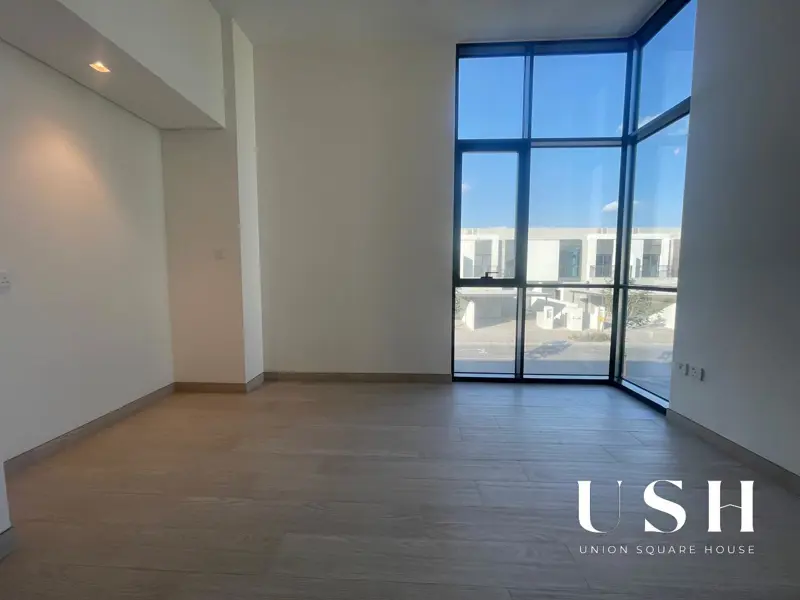 4-bed-type-b-landscaped-single-row-corner-unit.webp