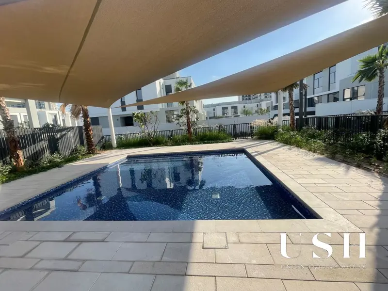 4-bed-type-b-landscaped-single-row-corner-unit.webp