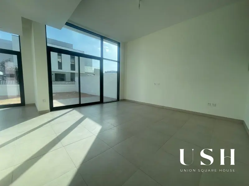4-bed-type-b-landscaped-single-row-corner-unit.webp