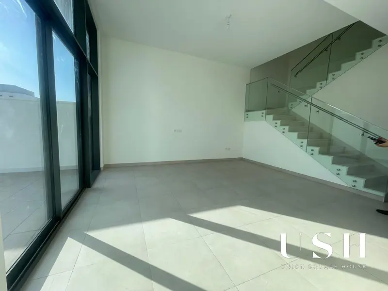 4-bed-type-b-landscaped-single-row-corner-unit.webp