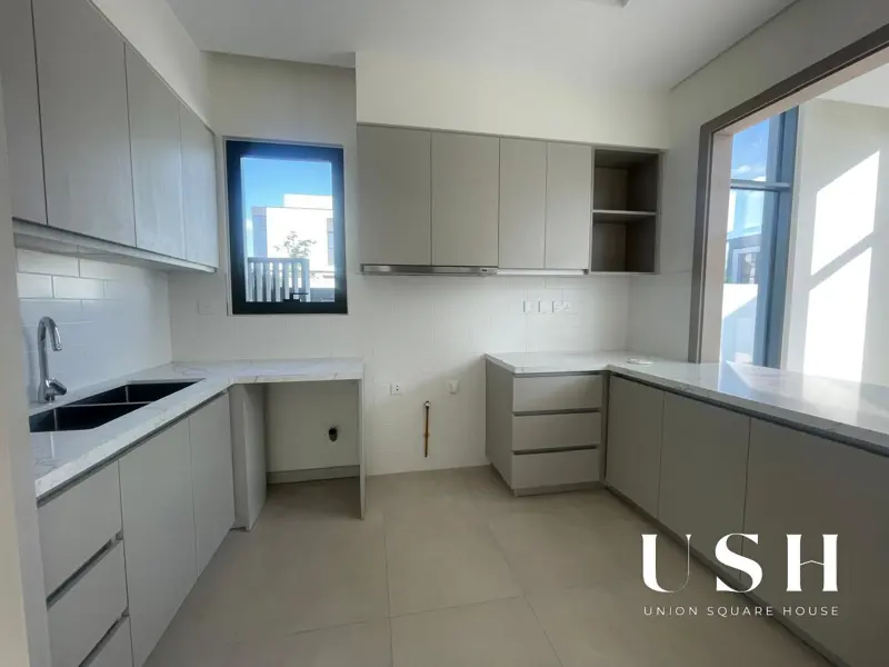 4-bed-type-b-landscaped-single-row-corner-unit.webp