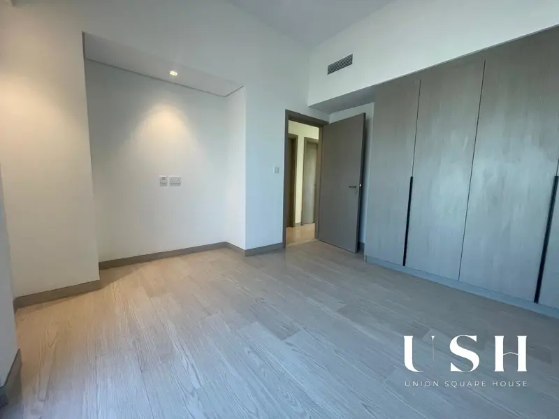4-bed-type-b-landscaped-single-row-corner-unit.webp