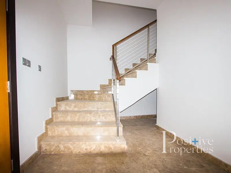 5-beds-best-offer-high-roi-ready-unit.webp