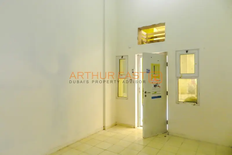 aed-2000room-best-offer-in-al-quoz.webp