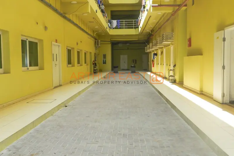 aed-2000room-best-offer-in-al-quoz.webp