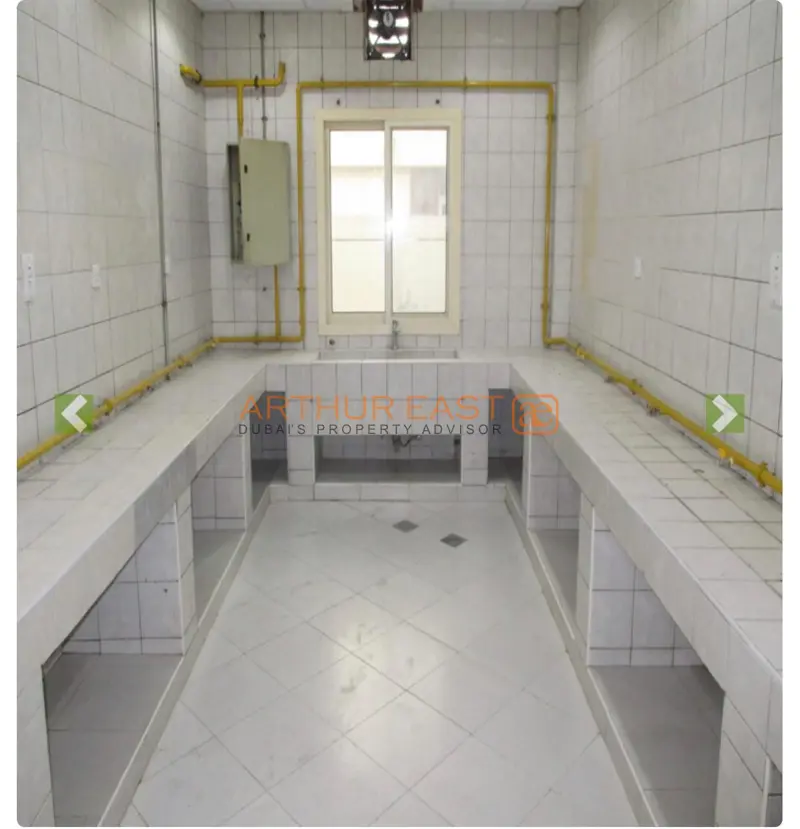 aed-3500-i-al-quoz-i-convenient-location.webp