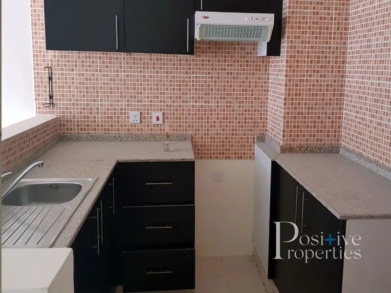 affordable-vacant-studio-i-best-location.webp