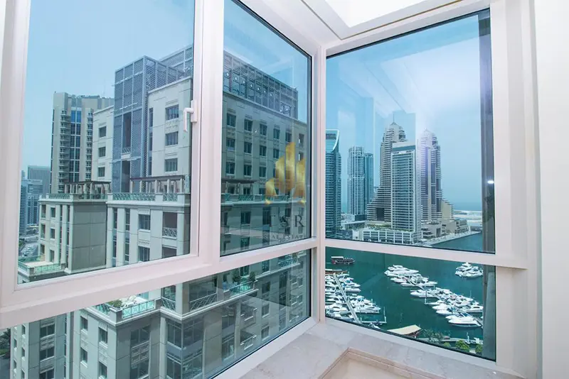 amazing-marina-view-prime-location-spacious-2.webp