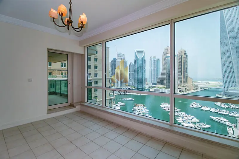 amazing-marina-view-prime-location-spacious-2.webp
