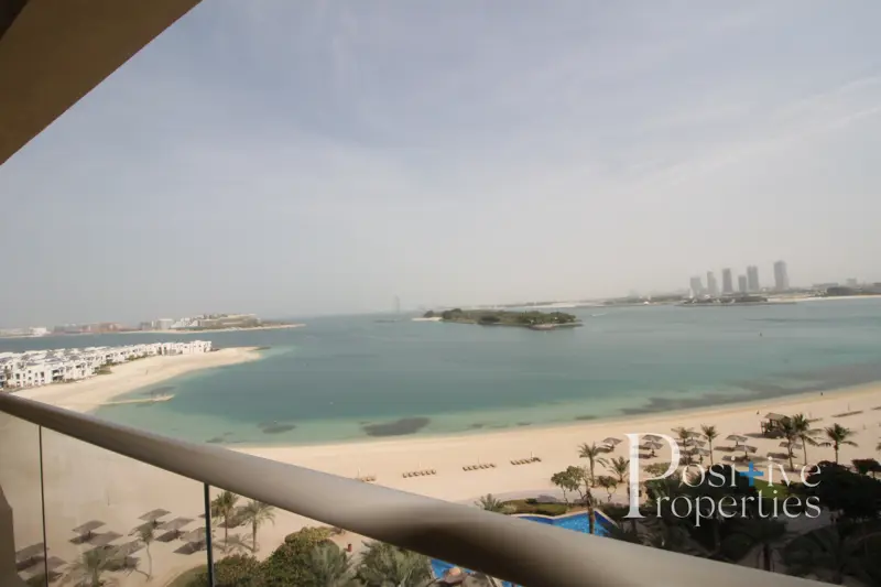 beach-access-sea-view-furnished-vacant-in-march.webp