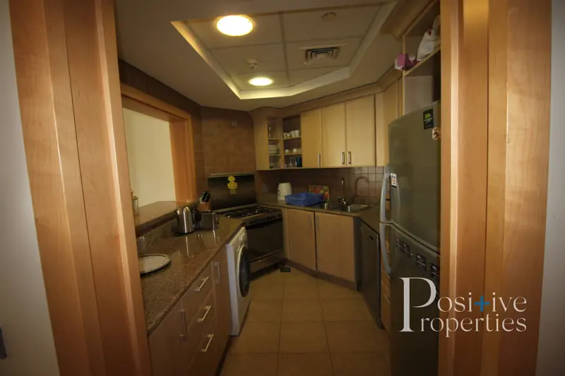 beach-access-sea-view-furnished-vacant-in-march.webp