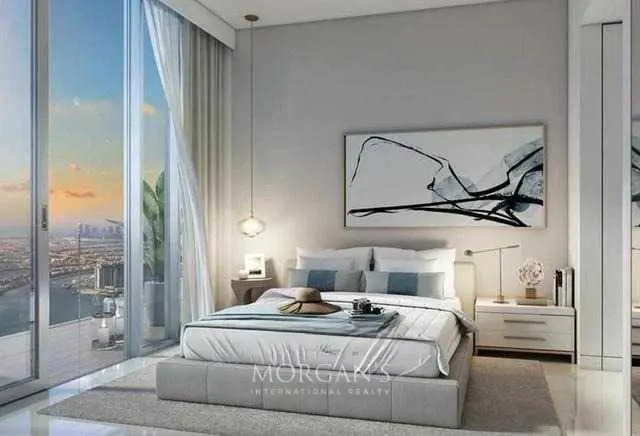 beach-access-spacious-1-br-unit-prime-location-1.webp