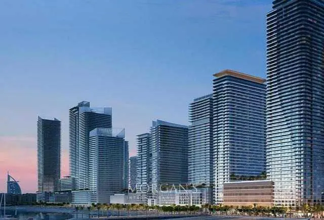 beach-access-spacious-1-br-unit-prime-location-1.webp