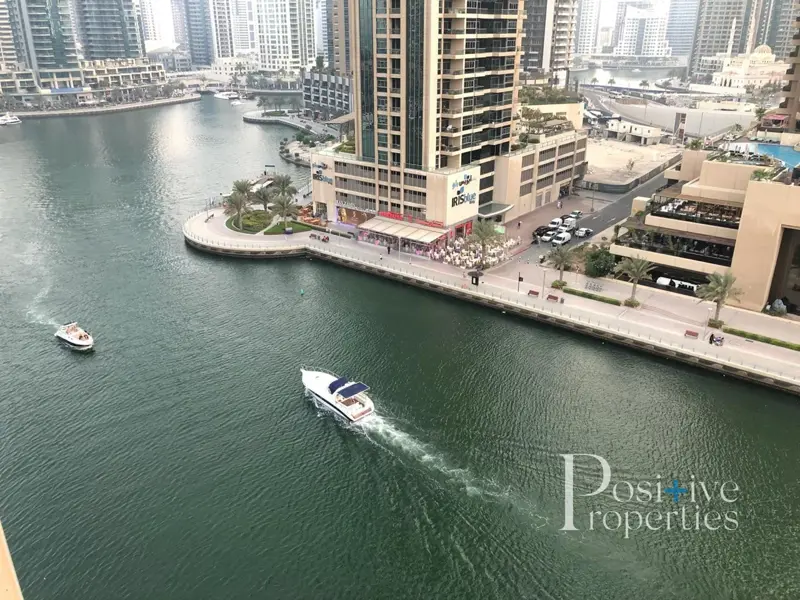 beautiful-lake-view-high-quality-one-bed-room-apartment.webp