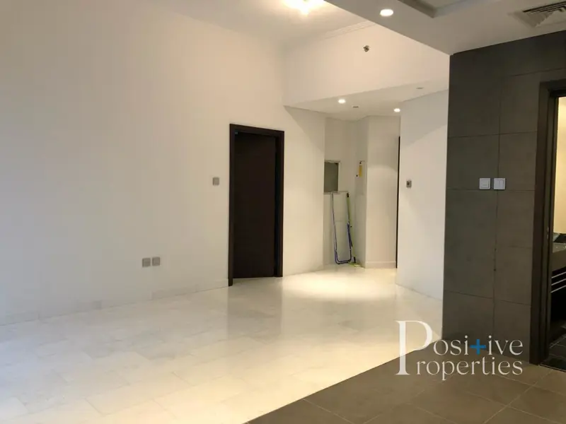 beautiful-lake-view-high-quality-one-bed-room-apartment.webp