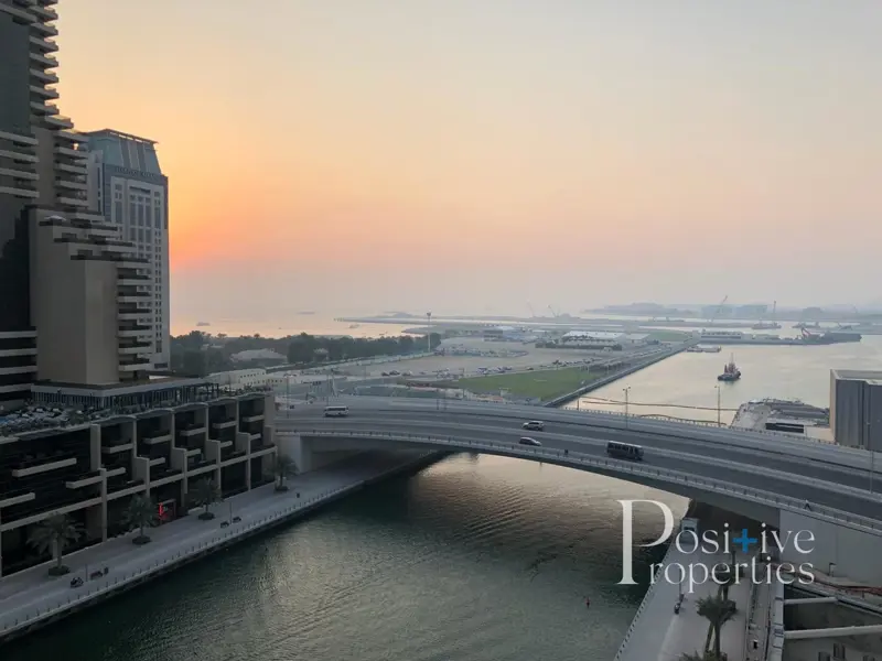 beautiful-lake-view-high-quality-one-bed-room-apartment.webp