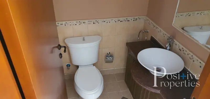 beautiful-villa-2-bedroom-3-bath-no-commission..webp