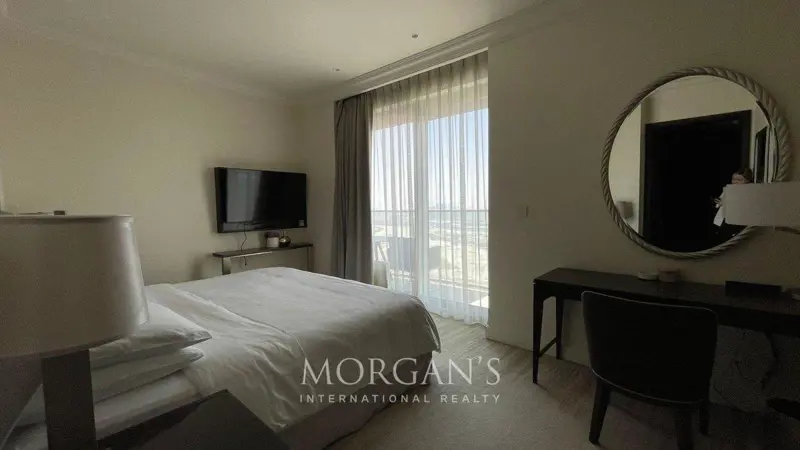best-price-high-floor-burj-view.webp