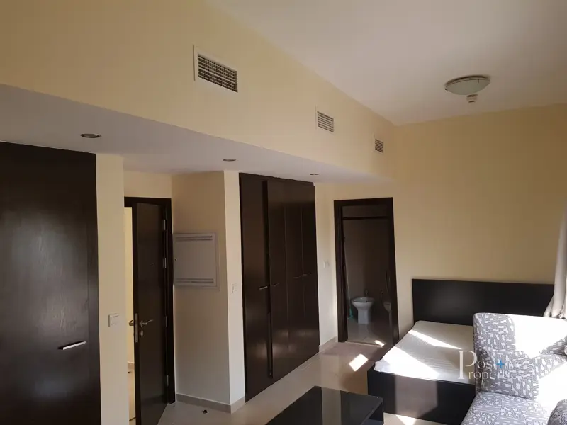 best-price-in-market-studio-ready-to-move.webp