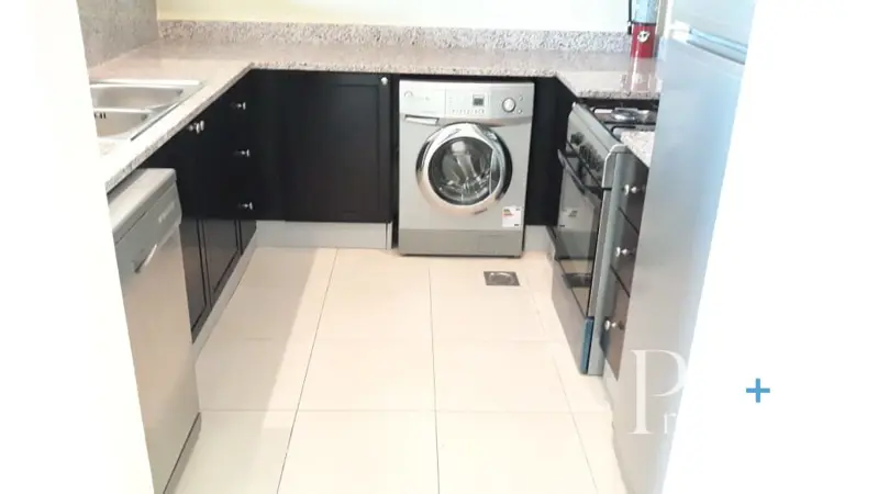 best-price-offerfully-fitted-kitchenlarge-garden.webp