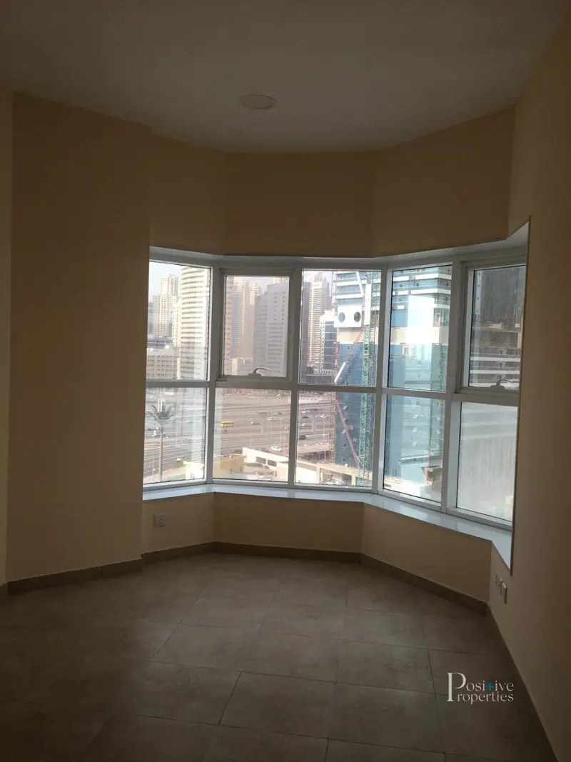 best-price-prime-location-near-jlt-metro-station.webp