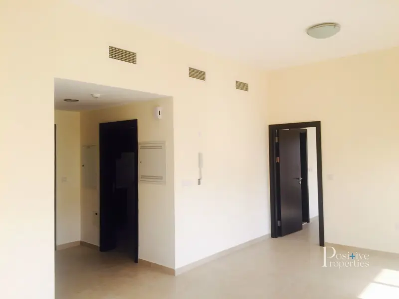 best-roi-closed-kitchen-vacant-on-transfer.webp