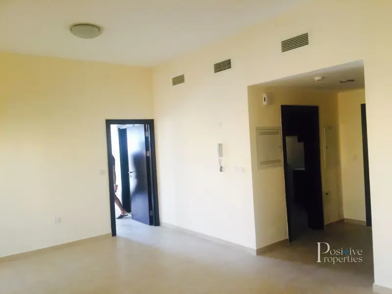 best-roi-closed-kitchen-vacant-on-transfer.webp