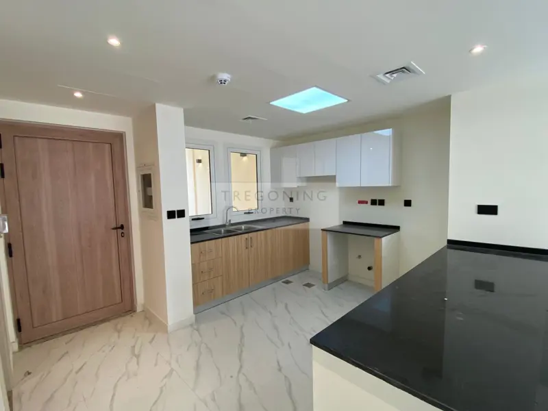 best-two-bedroom-townhouse-in-rukan-next-to-swimming-pool-gardens-gym.webp