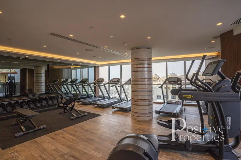 bills-included-spacious-studio-hotel.webp