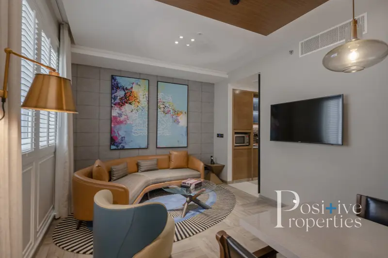 bills-included-spacious-studio-hotel.webp