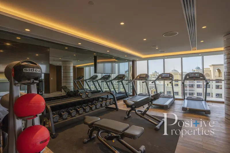 bills-included-spacious-studio-hotel.webp