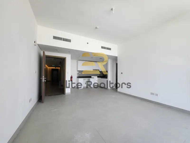 brand-new-close-to-market-open-view-1-bed.webp