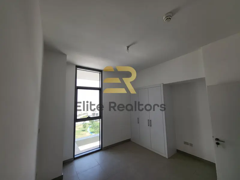 brand-new-close-to-market-open-view-1-bed.webp