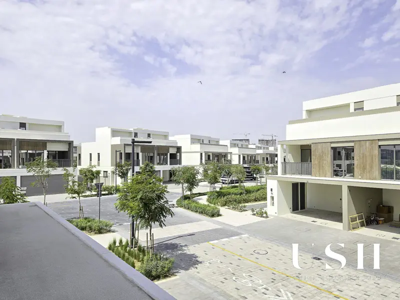 brand-new-fully-landscapedclose-to-pool-and-park-1.webp