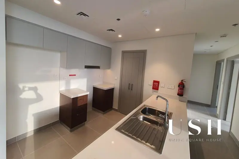 brand-new-spacious-unit-ready-to-move-in-1.webp